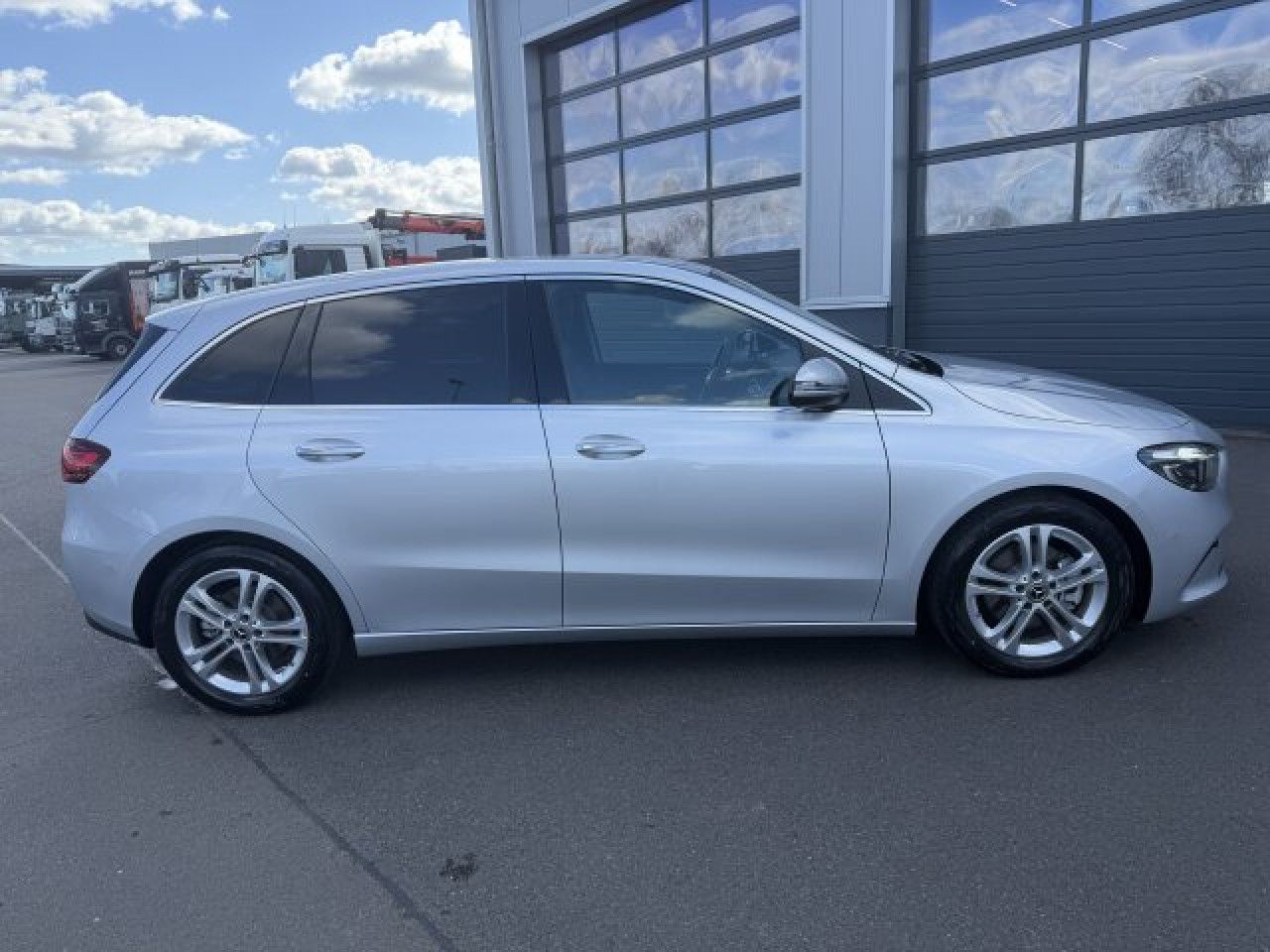 Fahrzeugbild 11 / 26