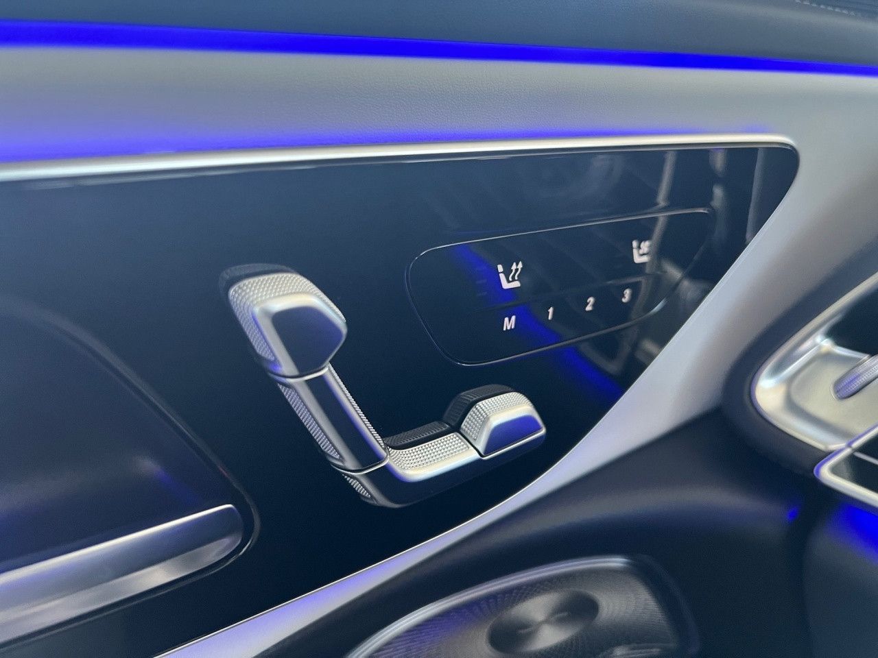 Mercedes-Benz E-Klasse – Bild 21