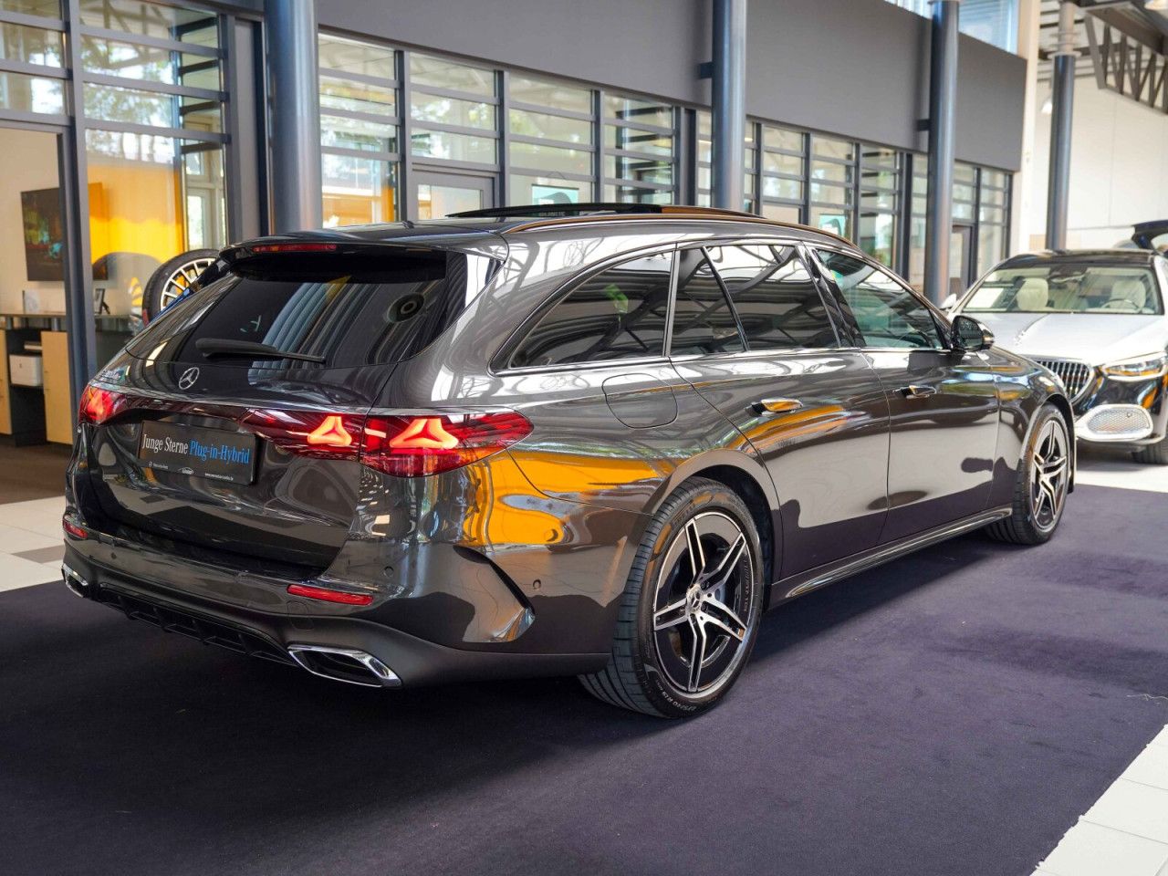 Mercedes-Benz E-Klasse – Bild 3