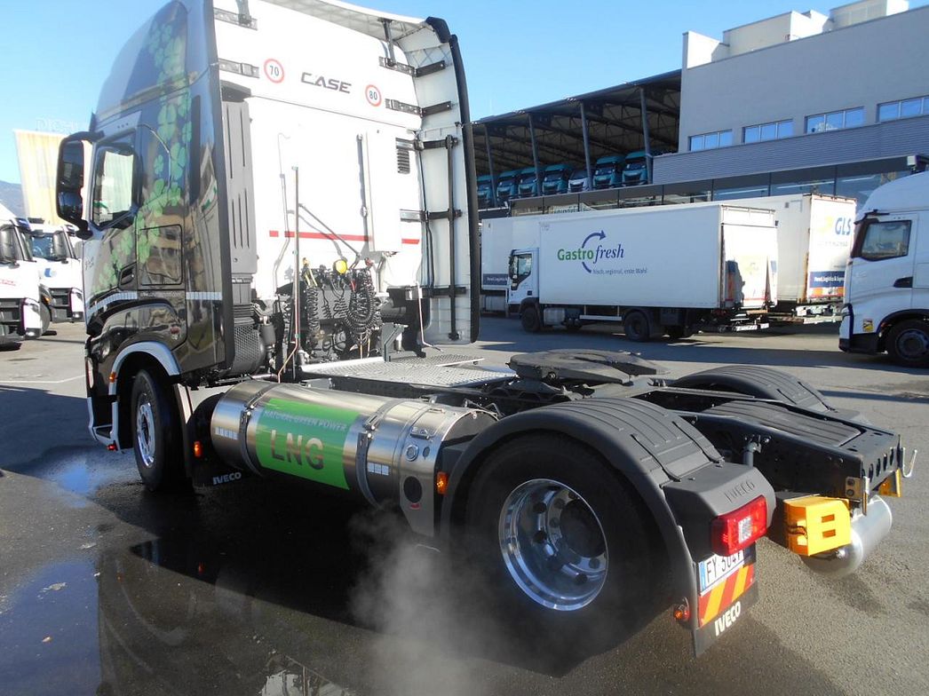 IVECO | S-WAY AS440S46T/P 2LNG