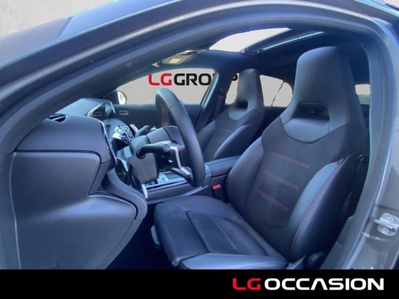 Photo du v&eacute;hicule 11 / 18