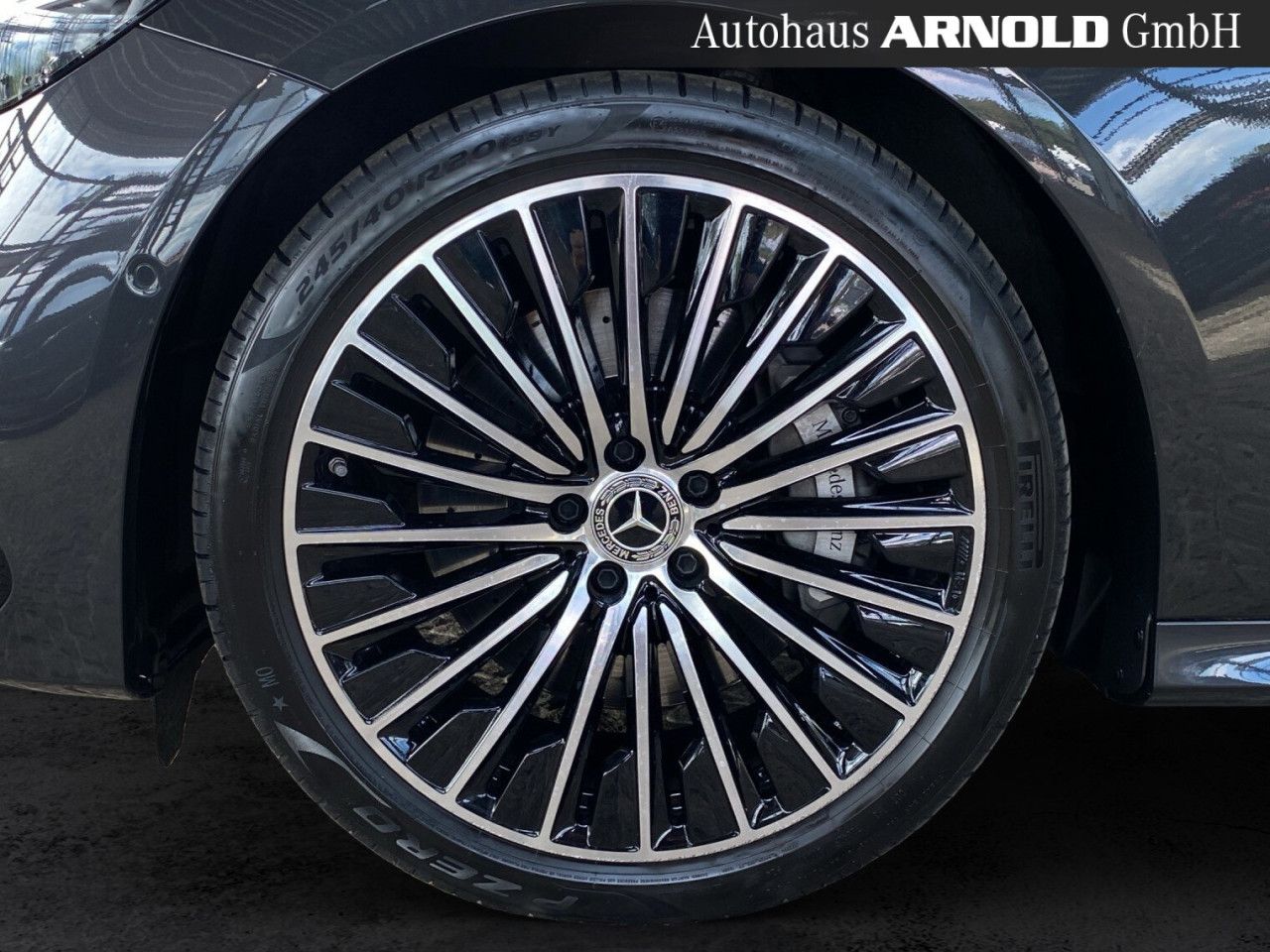 Mercedes-Benz E-Klasse – Bild 14