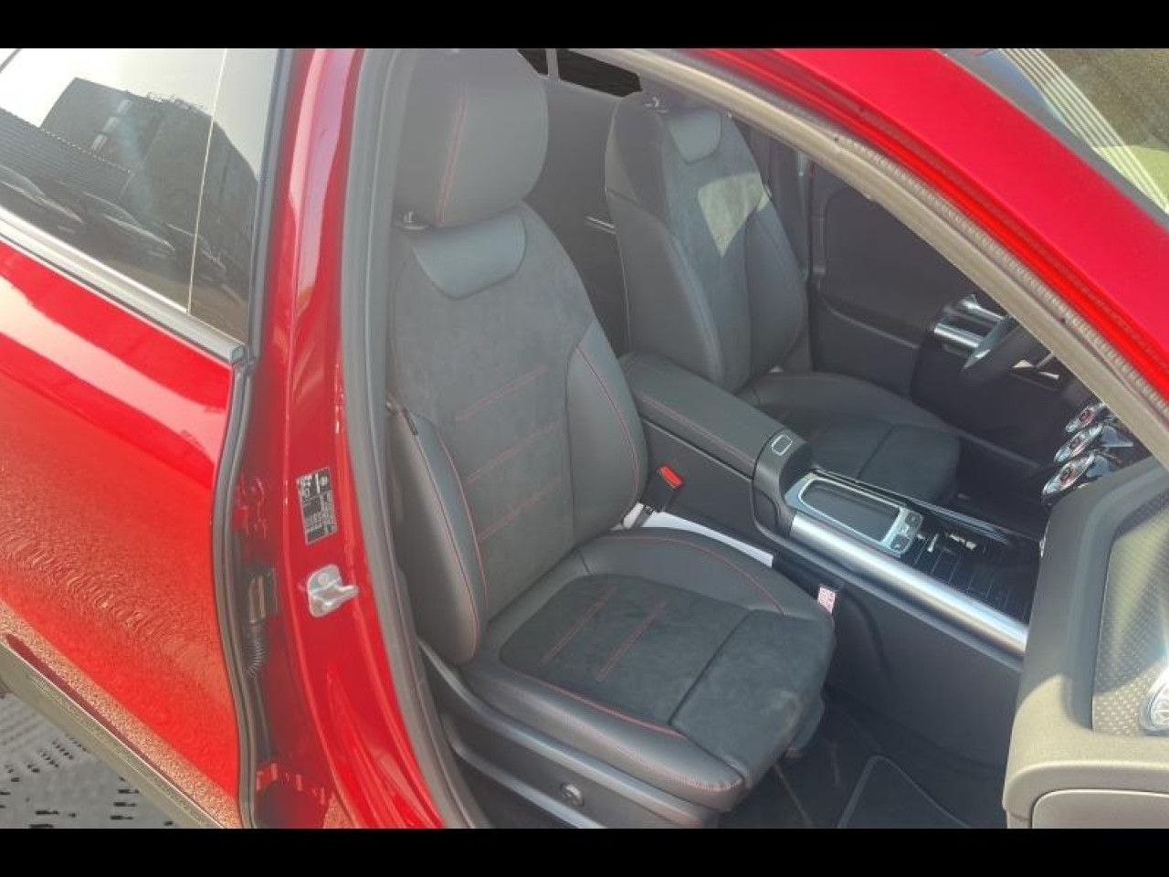 Photo du v&eacute;hicule 13 / 18