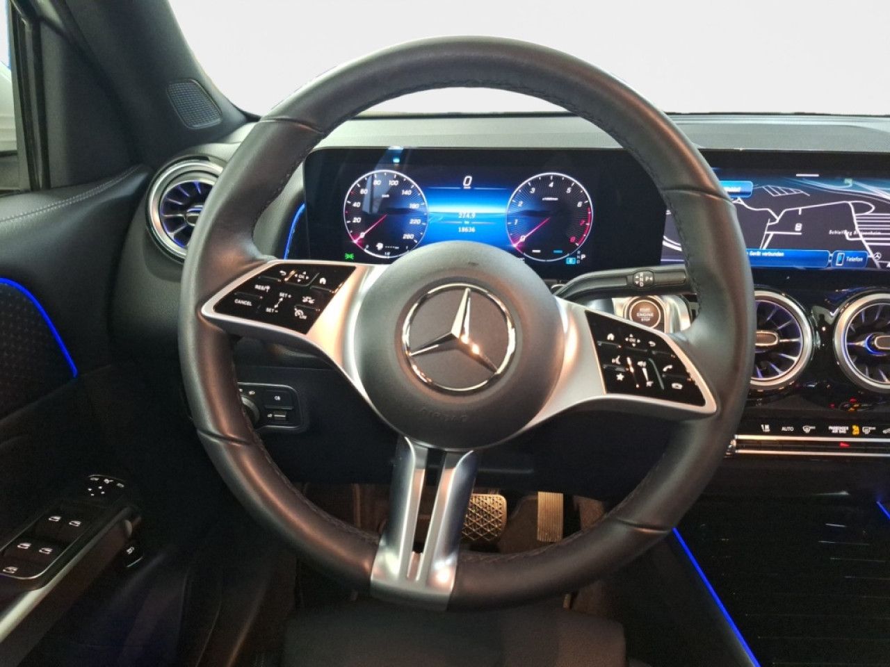Mercedes-Benz GLB – Bild 12