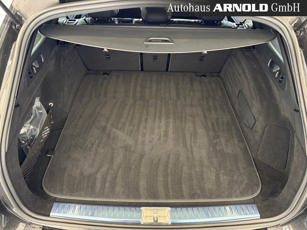 Mercedes-Benz E-Klasse – Bild 16