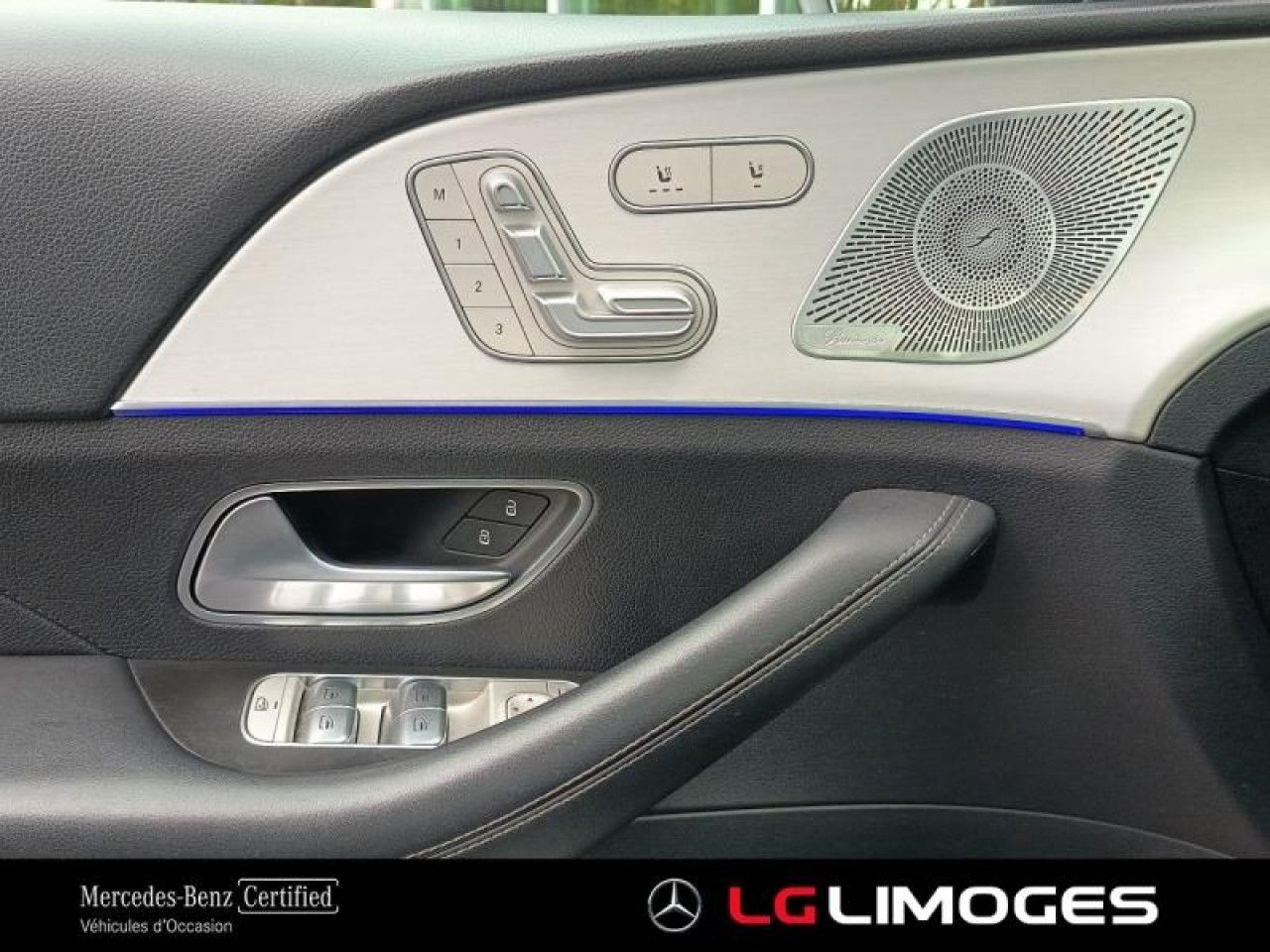 Photo du v&eacute;hicule 16 / 18