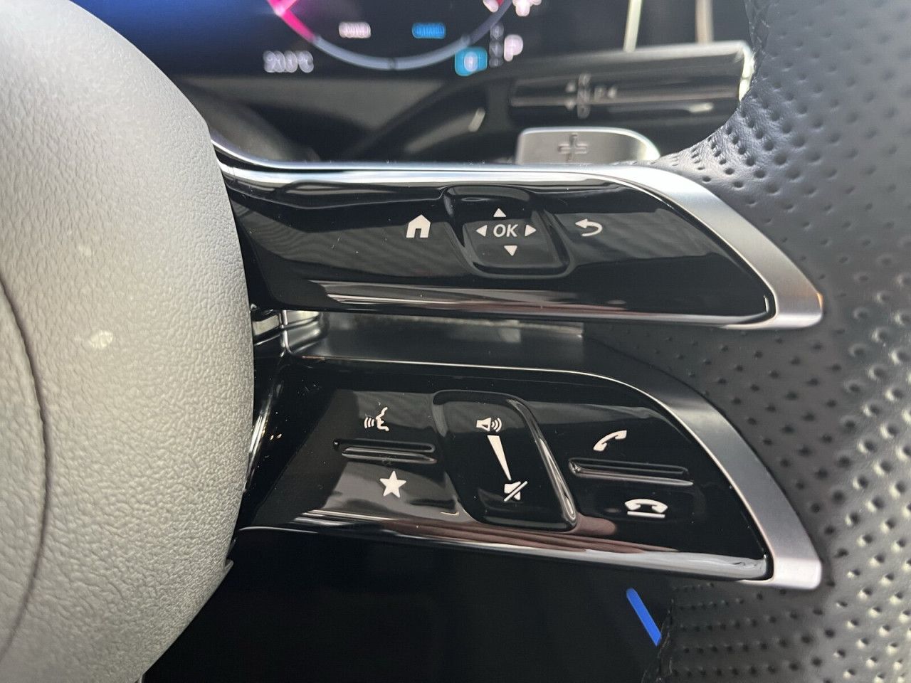 Mercedes-Benz E-Klasse – Bild 17