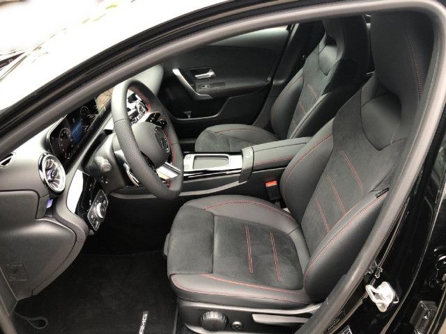 Mercedes-Benz A 220