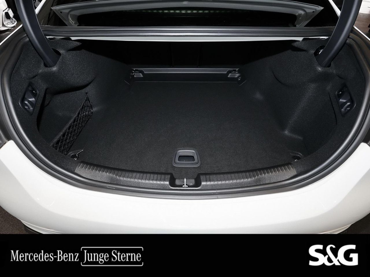 Mercedes-Benz C-Klasse – Bild 21