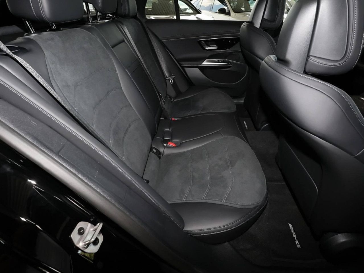 Mercedes-Benz E-Klasse – Bild 6
