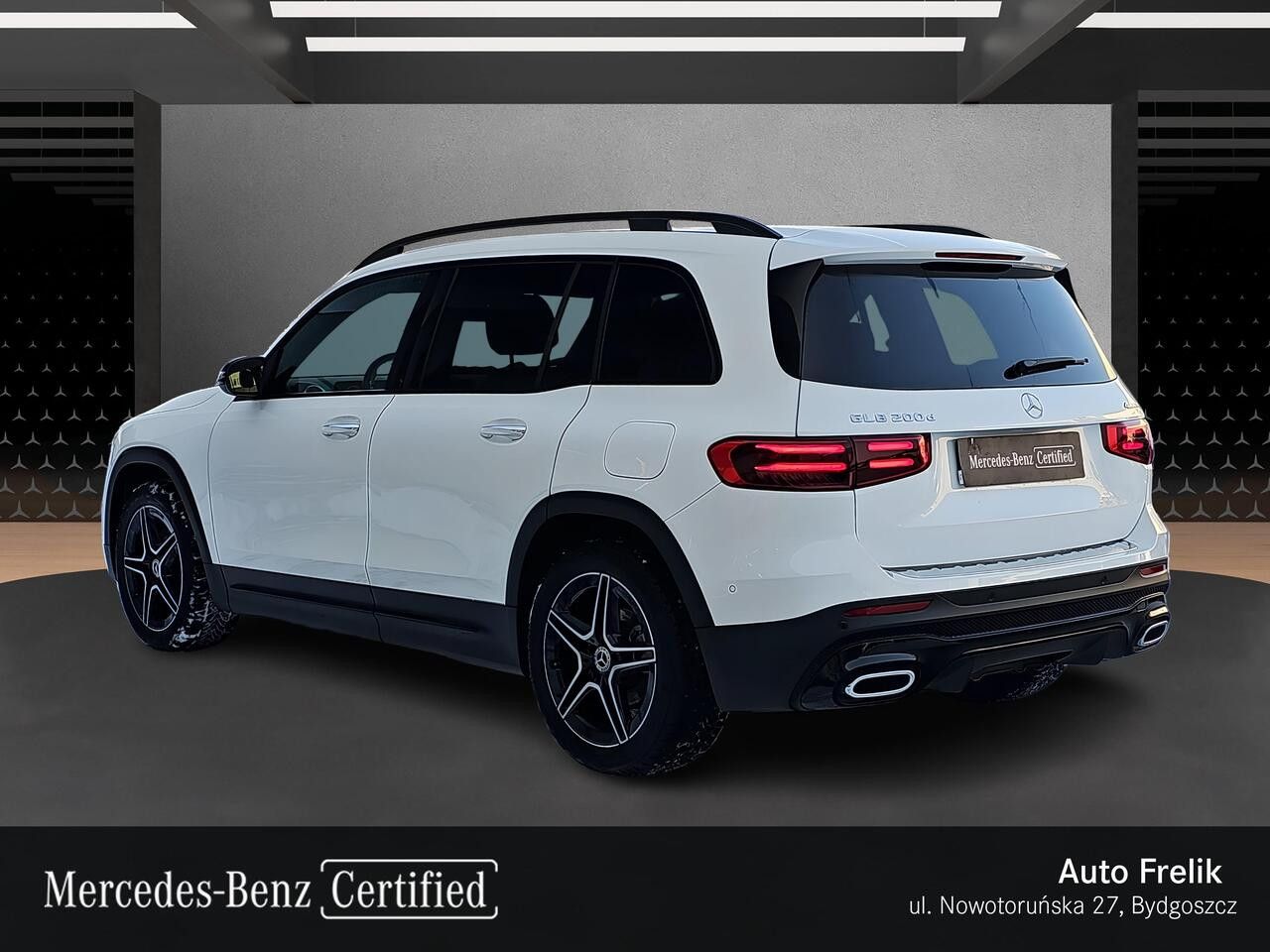 Zdjęcie pojazdu 4 / 23