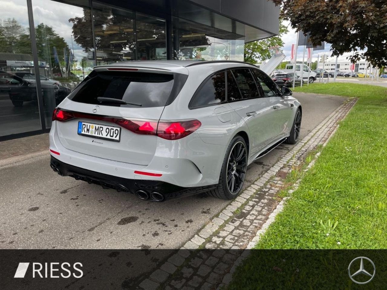 Mercedes-Benz E-Klasse – Bild 6