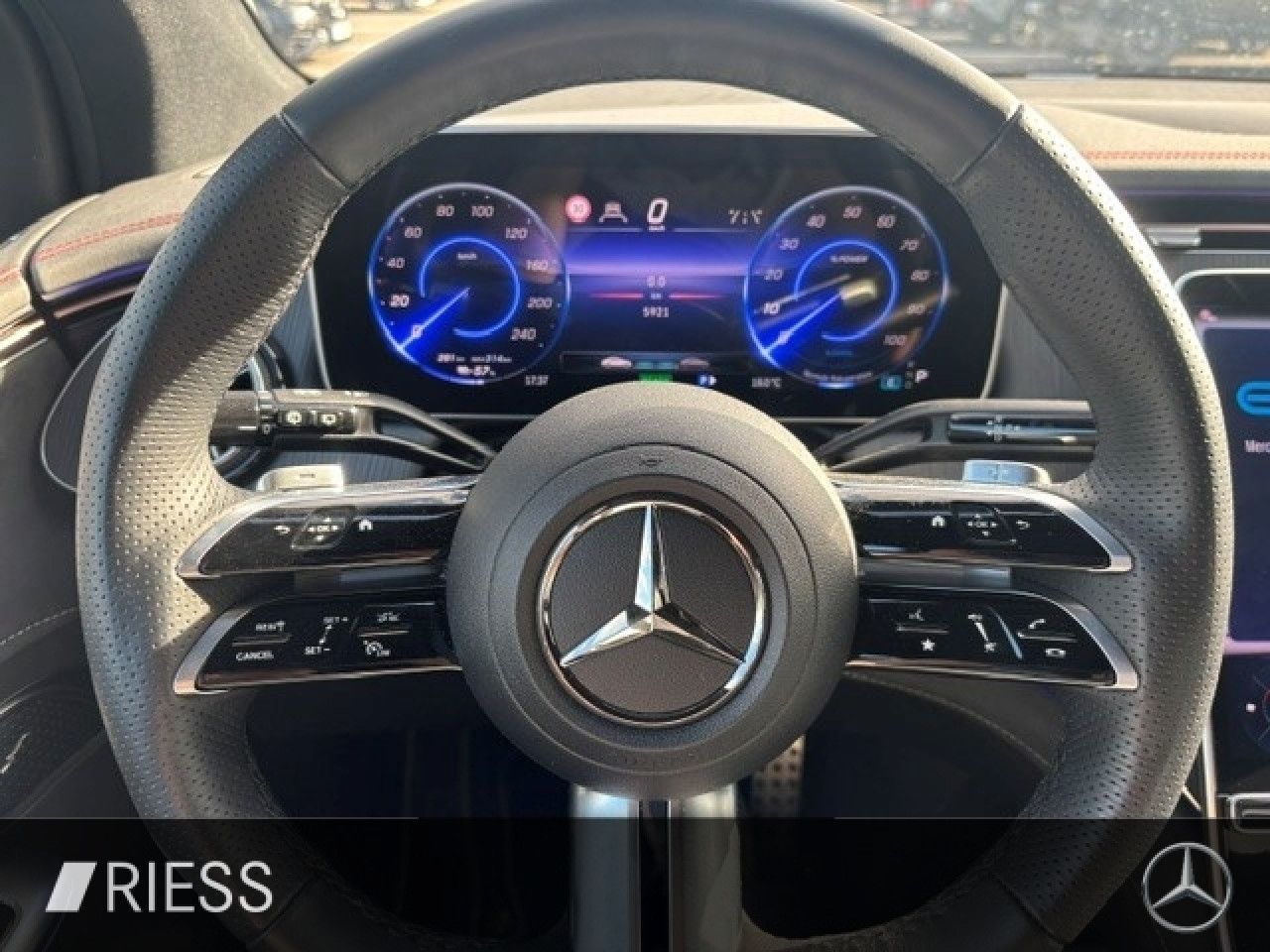 Mercedes-Benz EQE – Bild 13