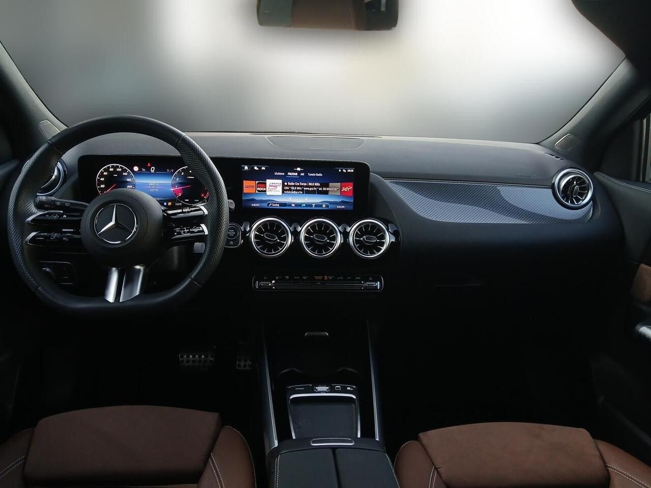 Zdjęcie pojazdu 12 / 24