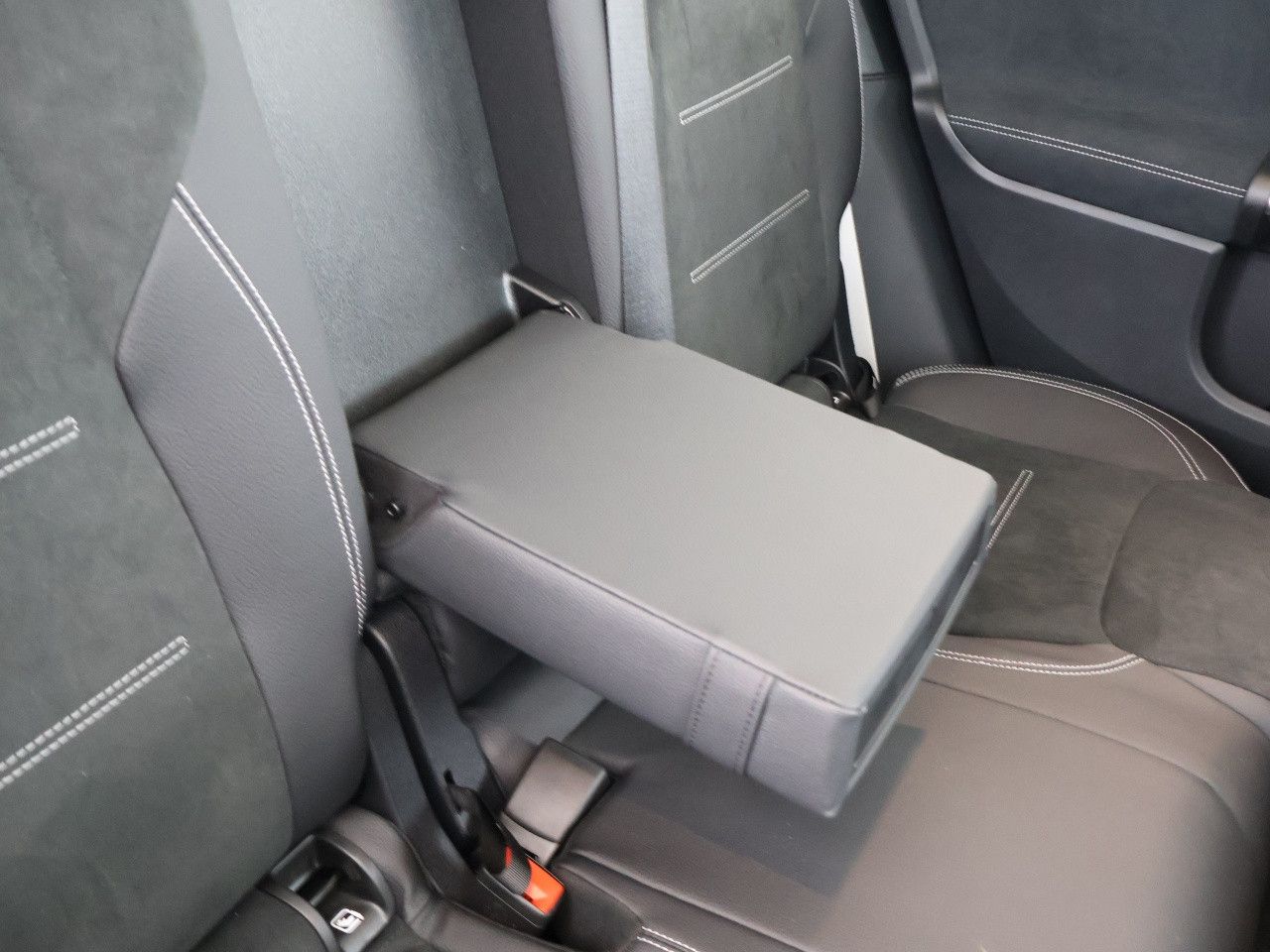 Mercedes-Benz GLB – Bild 21