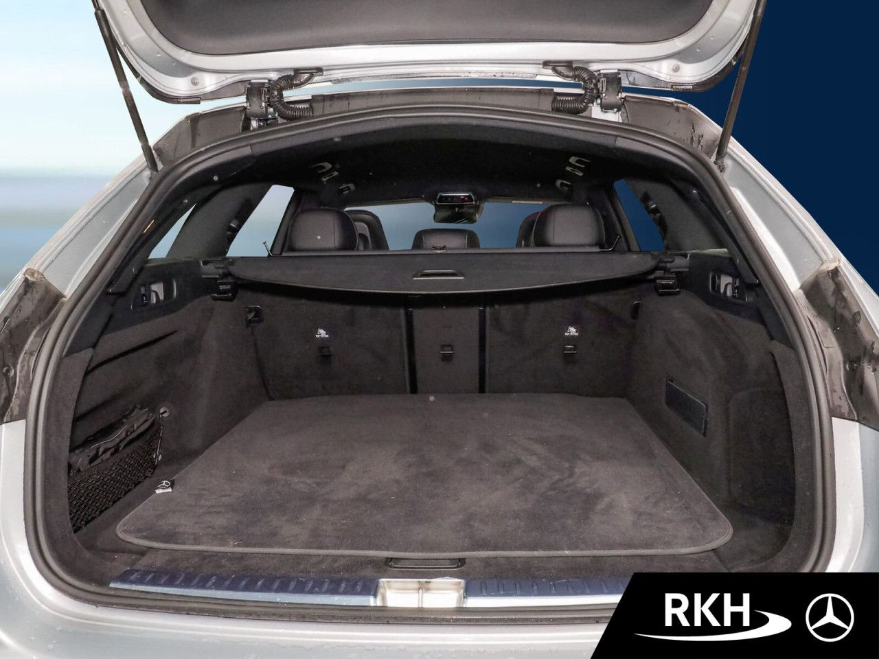Mercedes-Benz E-Klasse – Bild 15