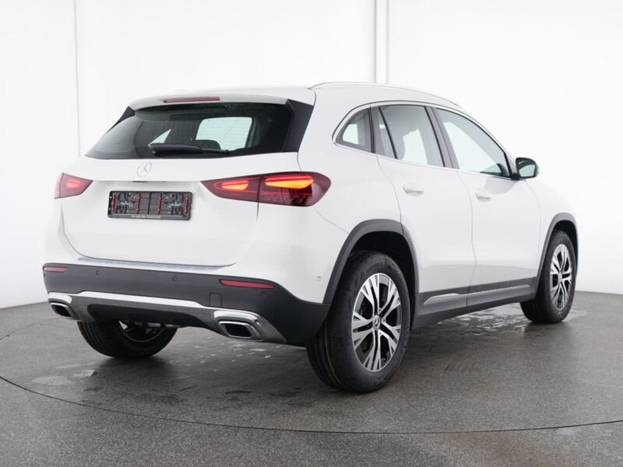 Mercedes-Benz GLA – Bild 2