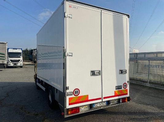 Vehicle image 12 / 19