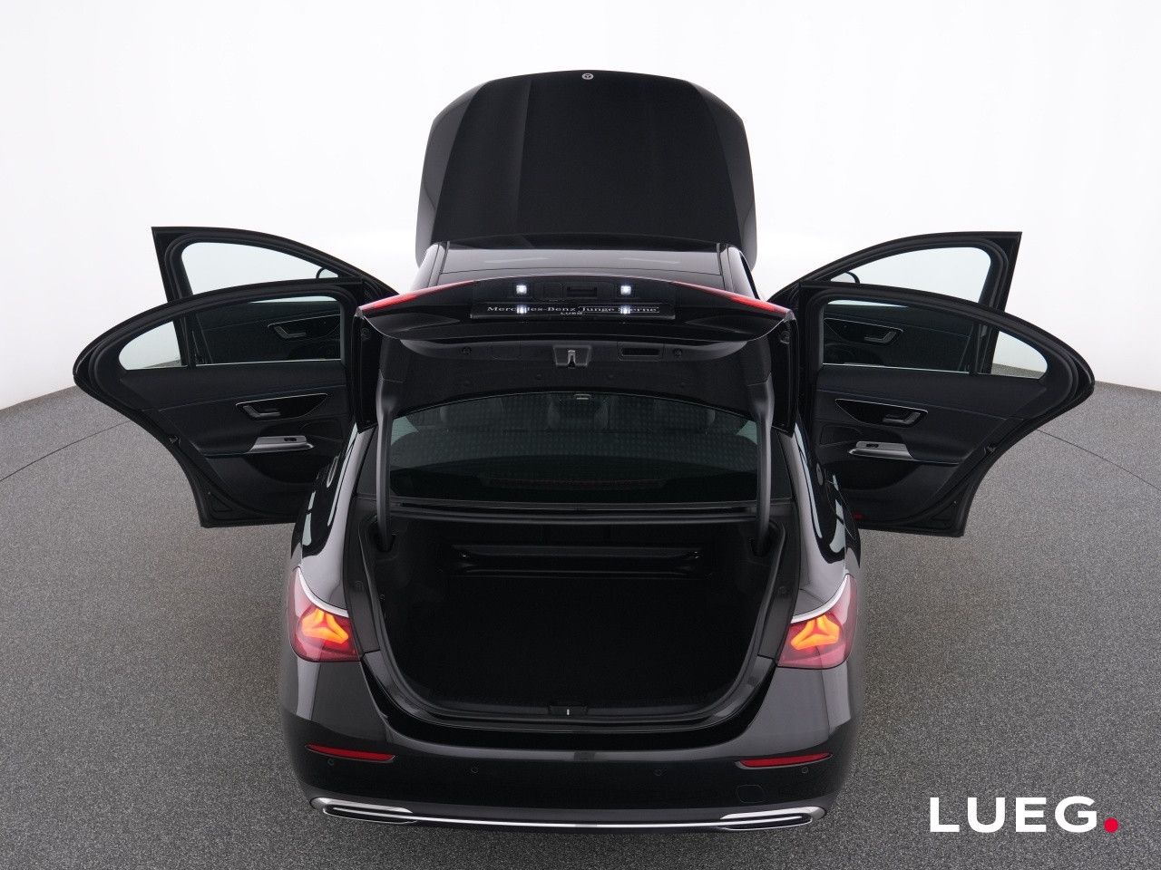 Mercedes-Benz E-Klasse – Bild 13