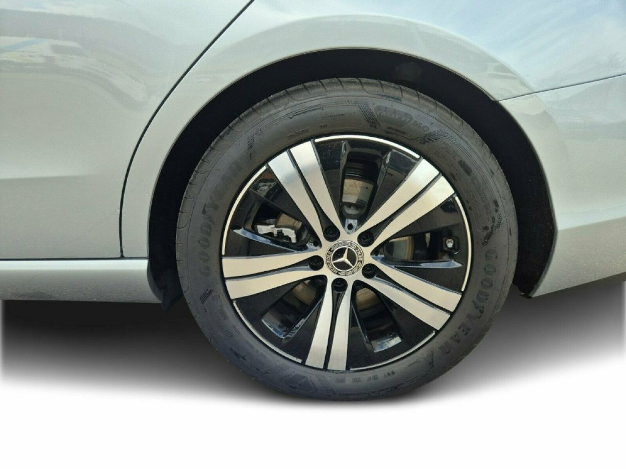 Mercedes-Benz C-Klasse – Bild 9