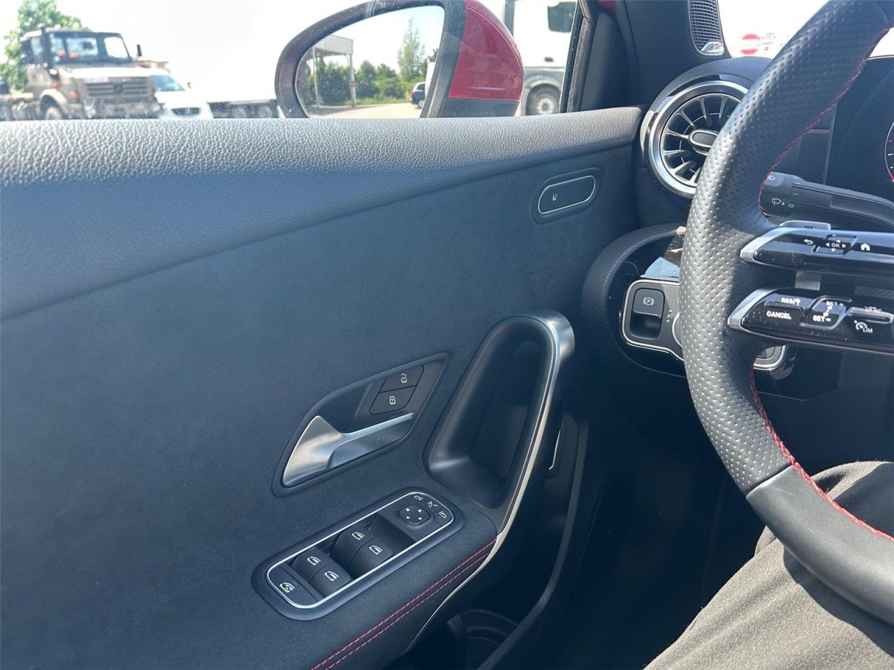Fahrzeugbild 14 / 19