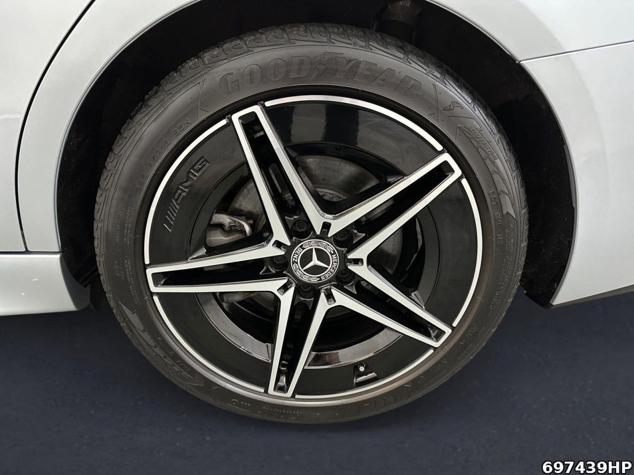 Fahrzeugbild 5 / 15