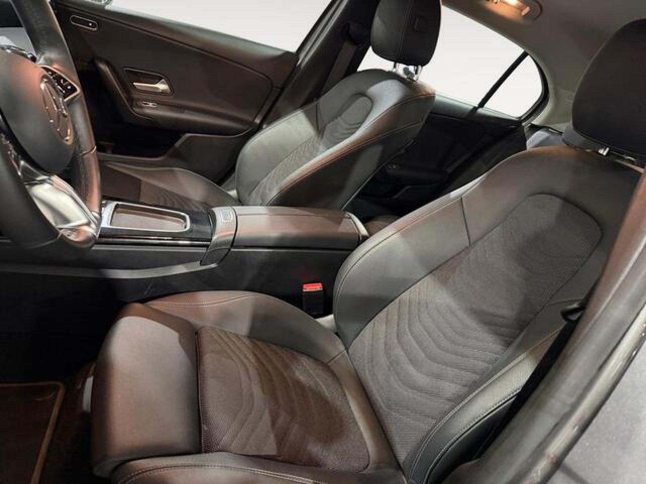 Imagem do veículo 7 / 15