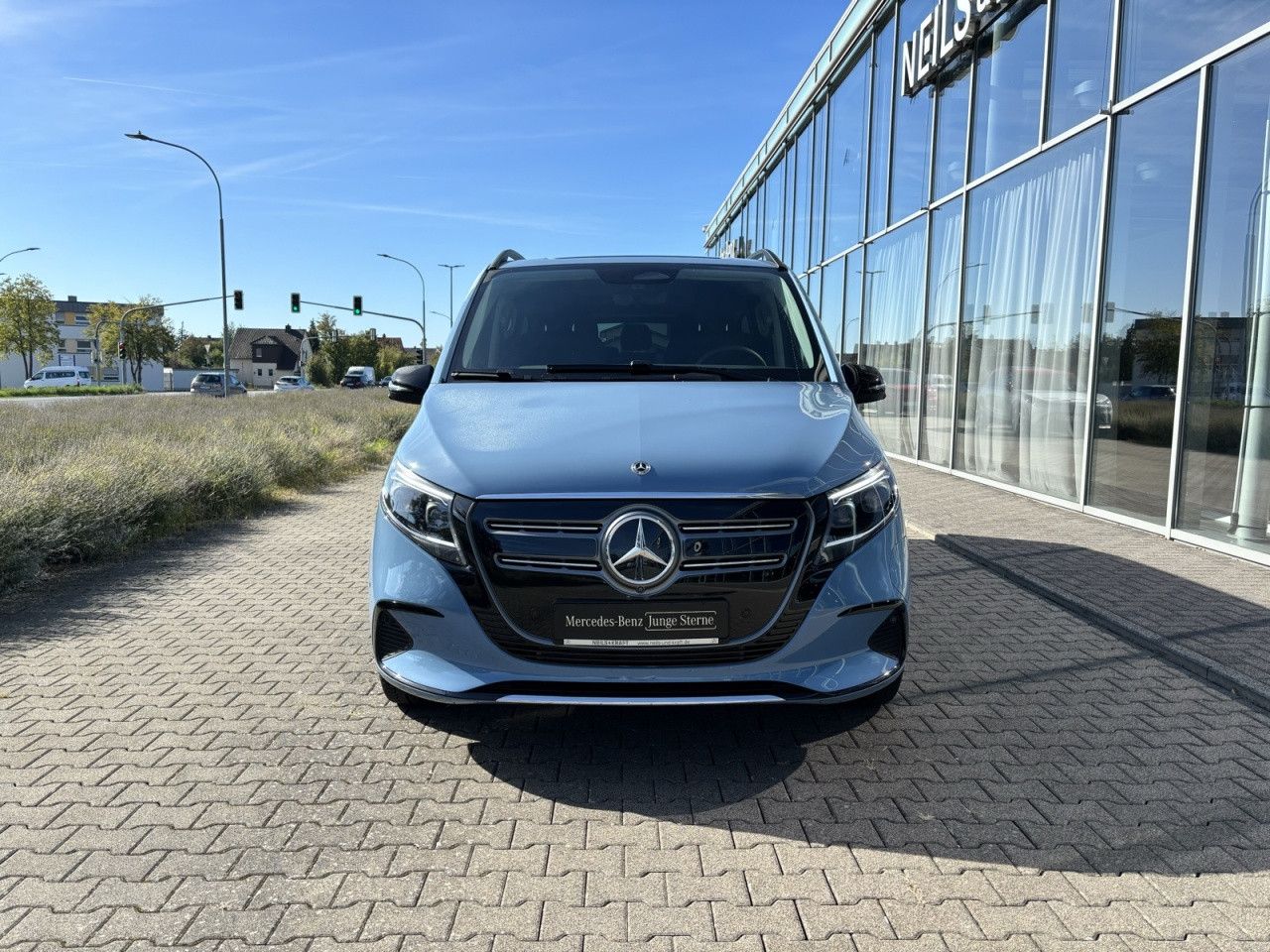Mercedes-Benz EQV – Bild 2