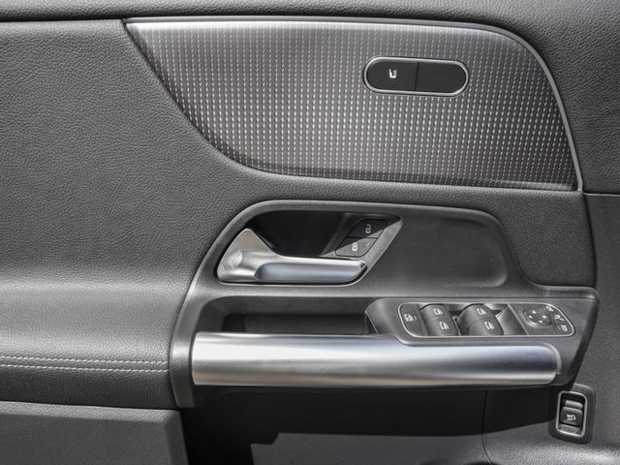 Fahrzeugbild 17 / 19