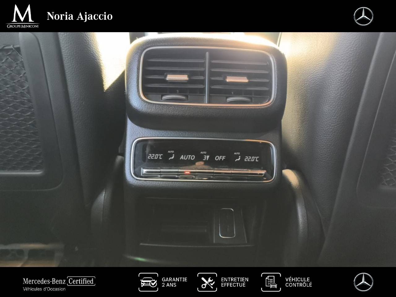 Photo du v&eacute;hicule 13 / 18