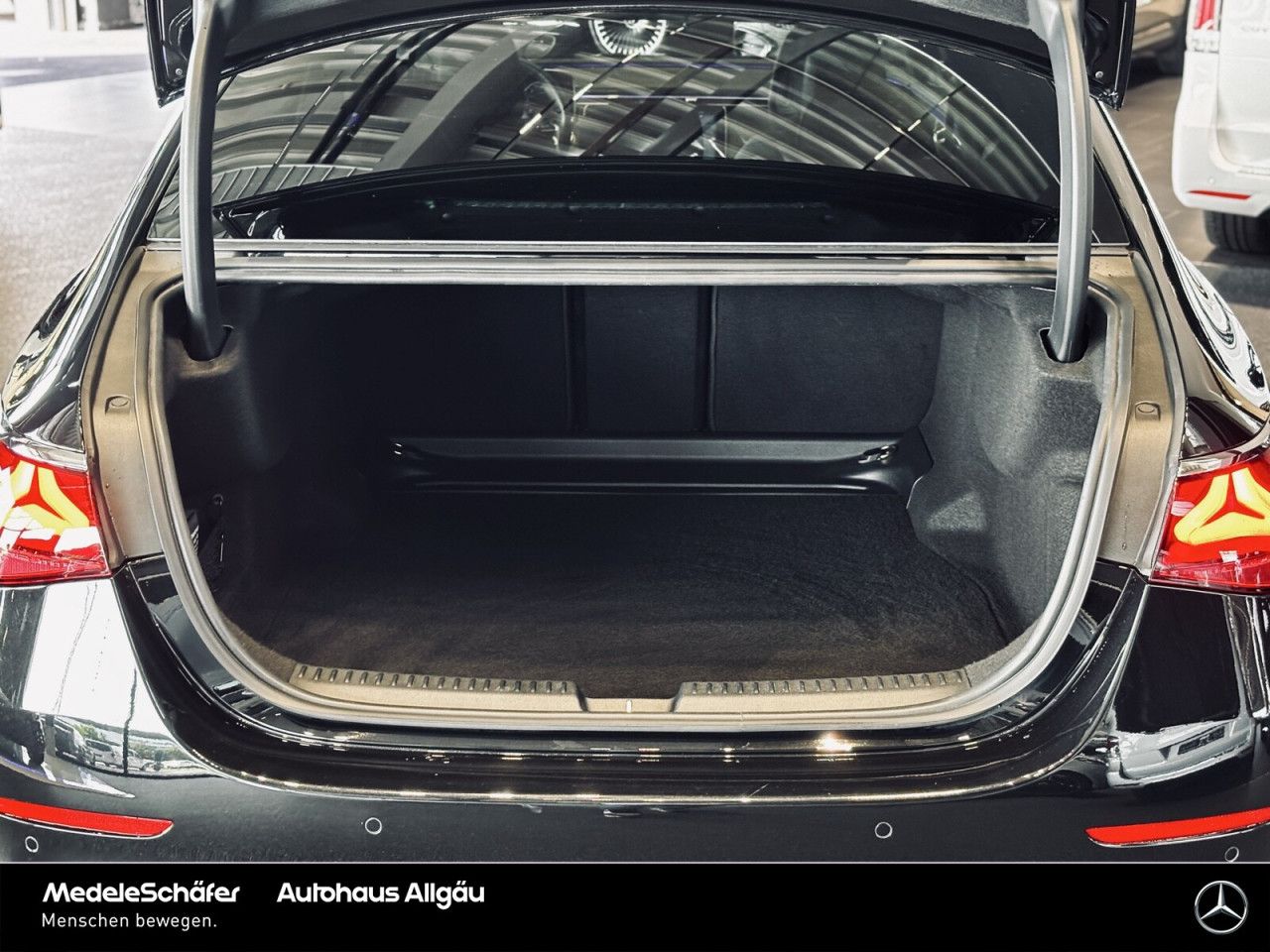 Mercedes-Benz E-Klasse – Bild 11