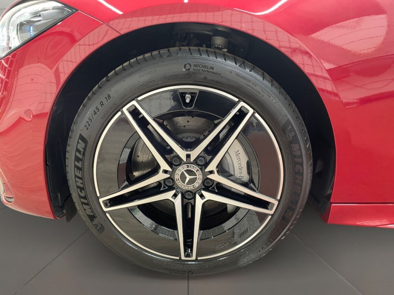 Mercedes-Benz C-Klasse – Bild 8