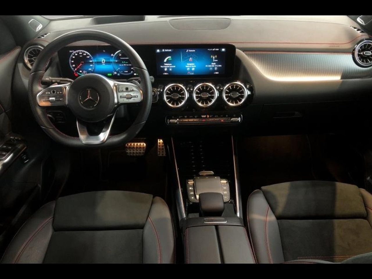 Photo du v&eacute;hicule 7 / 18