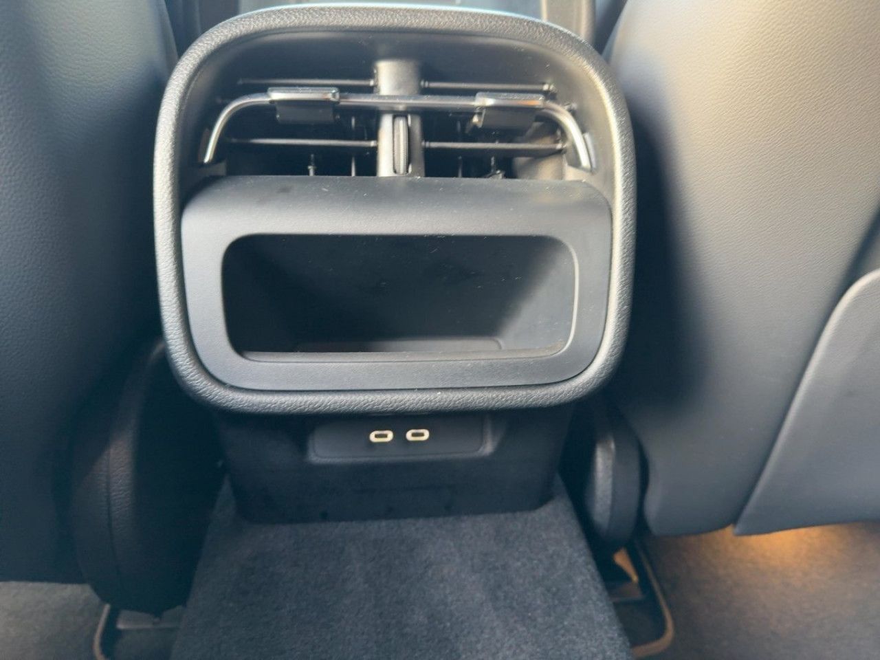 Mercedes-Benz E-Klasse – Bild 17