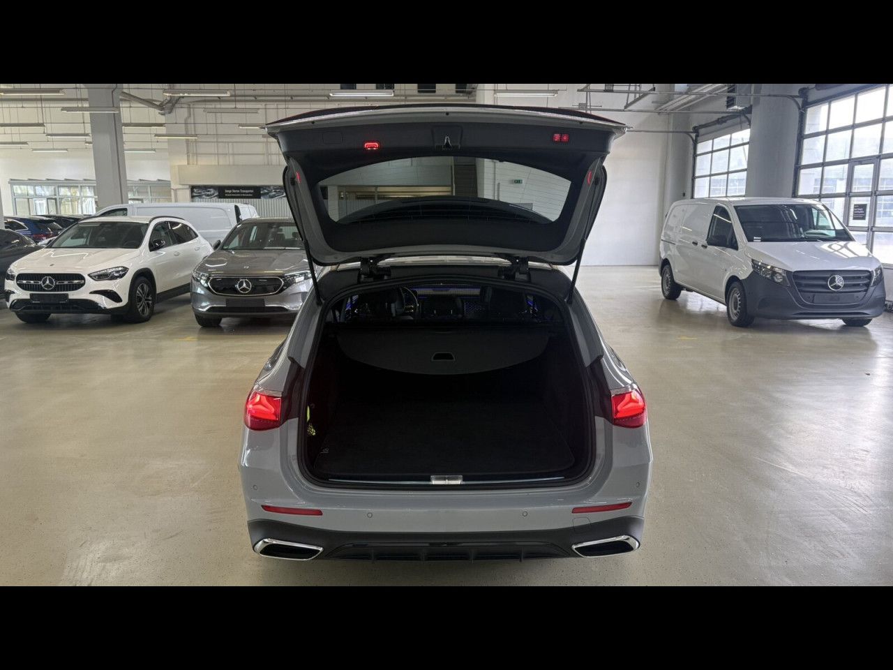 Mercedes-Benz E-Klasse – Bild 7