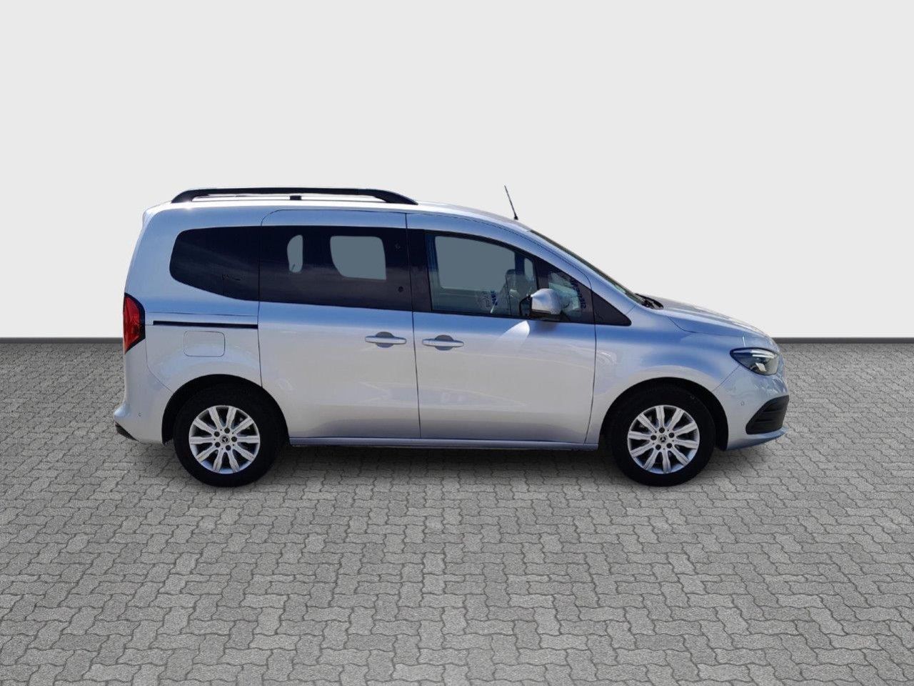 Zdj&eogon;cie pojazdu 9 / 17