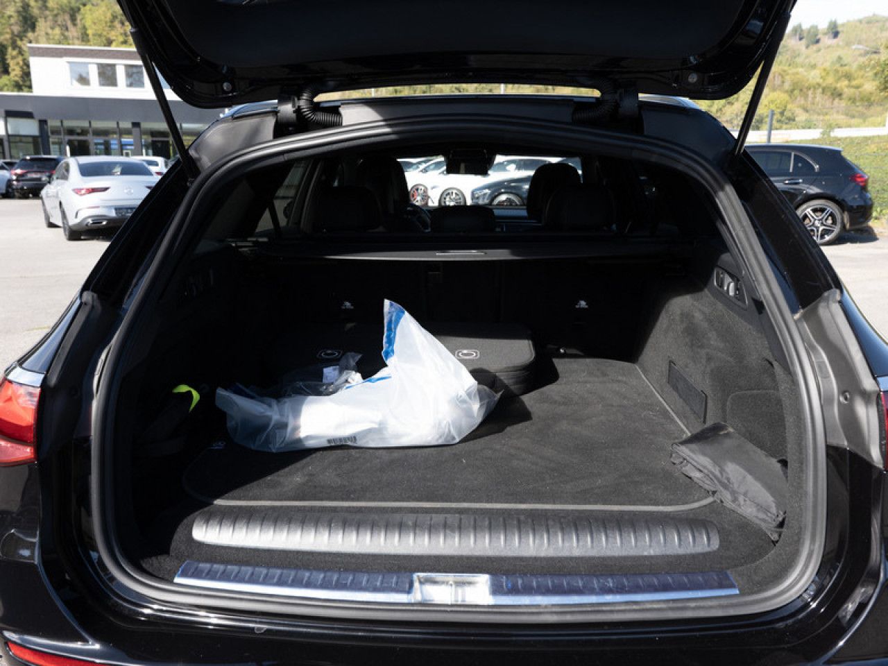 Mercedes-Benz E-Klasse – Bild 6