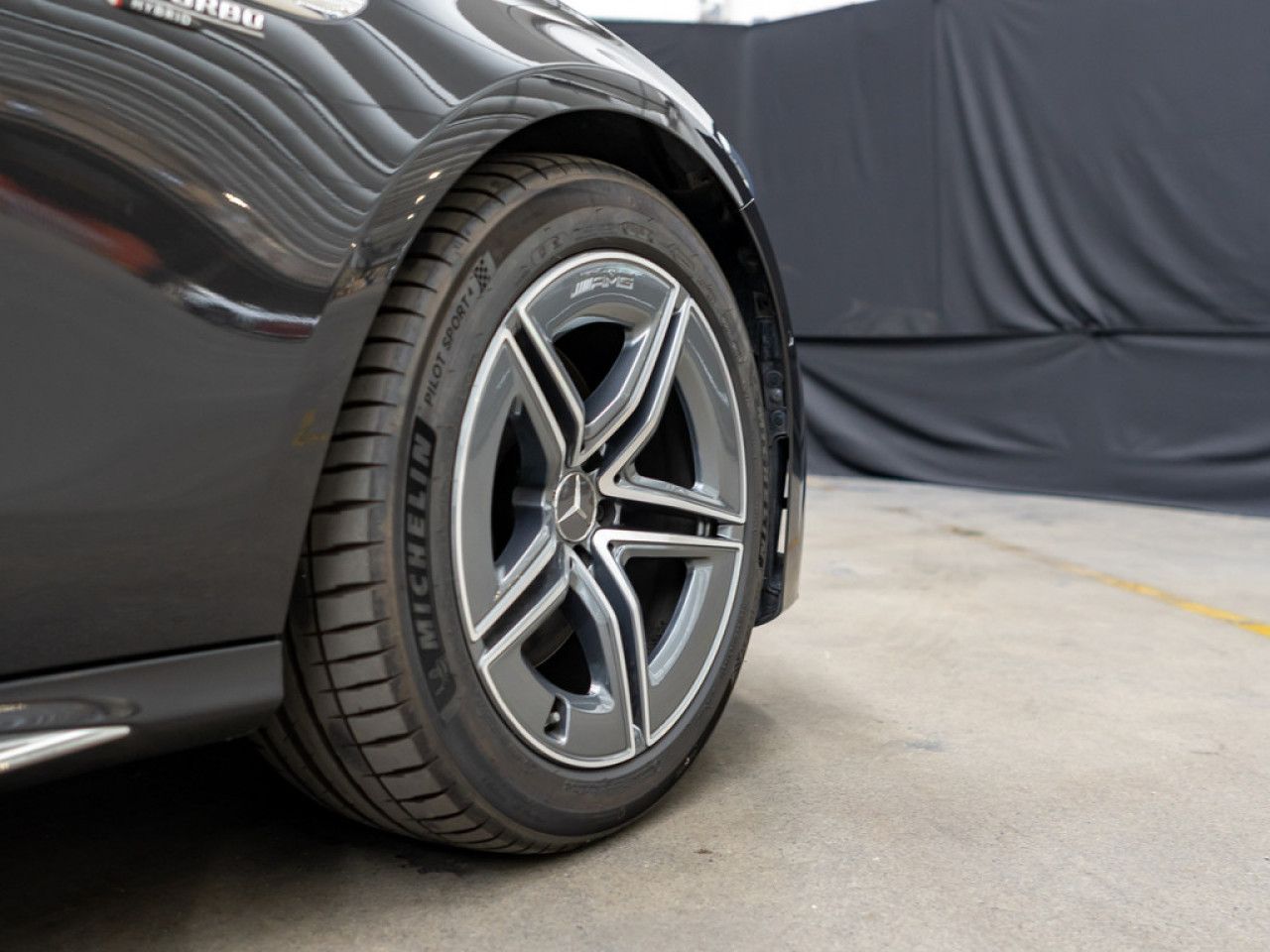 Mercedes-Benz E-Klasse – Bild 8
