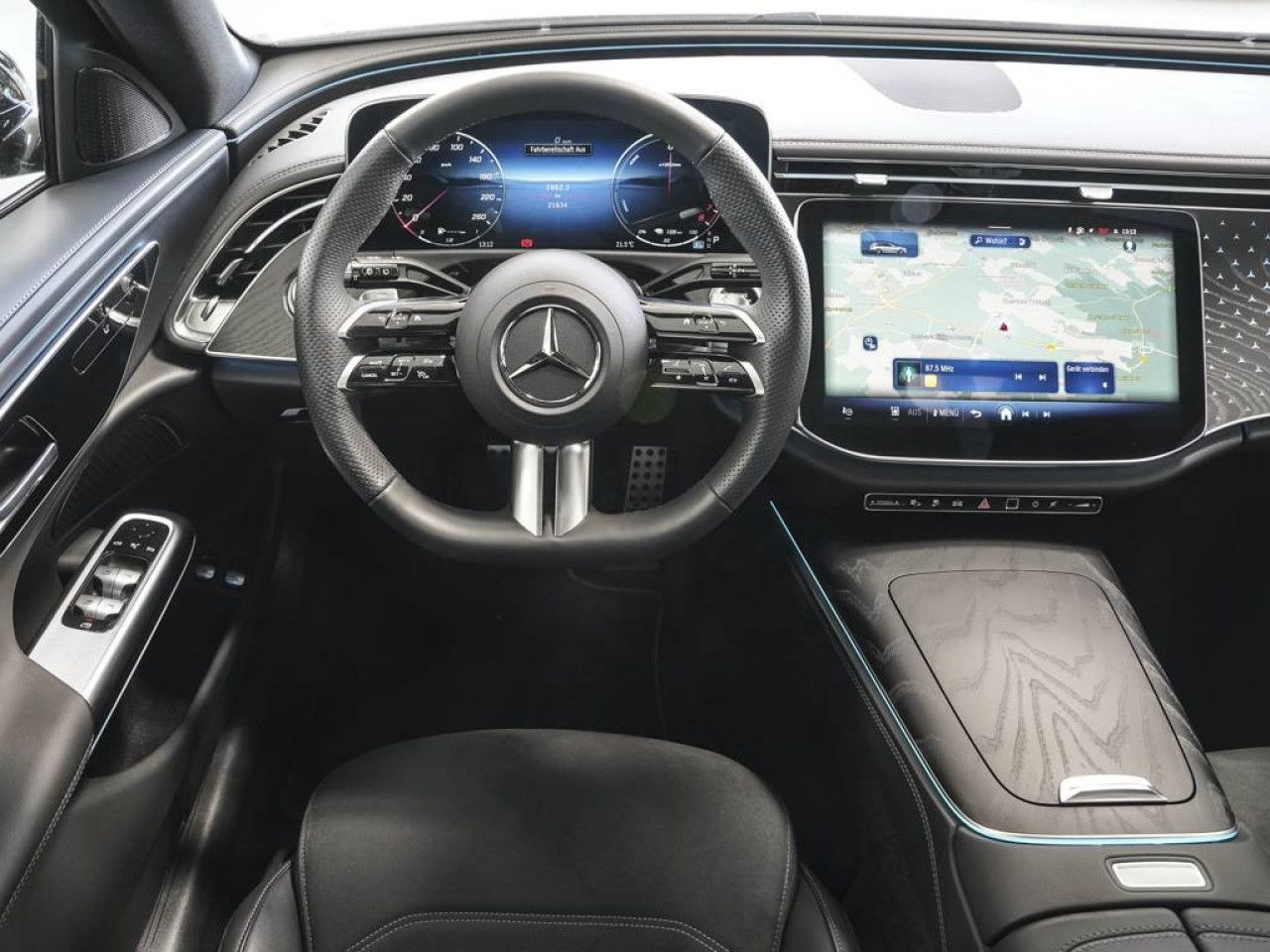 Mercedes-Benz E-Klasse – Bild 15