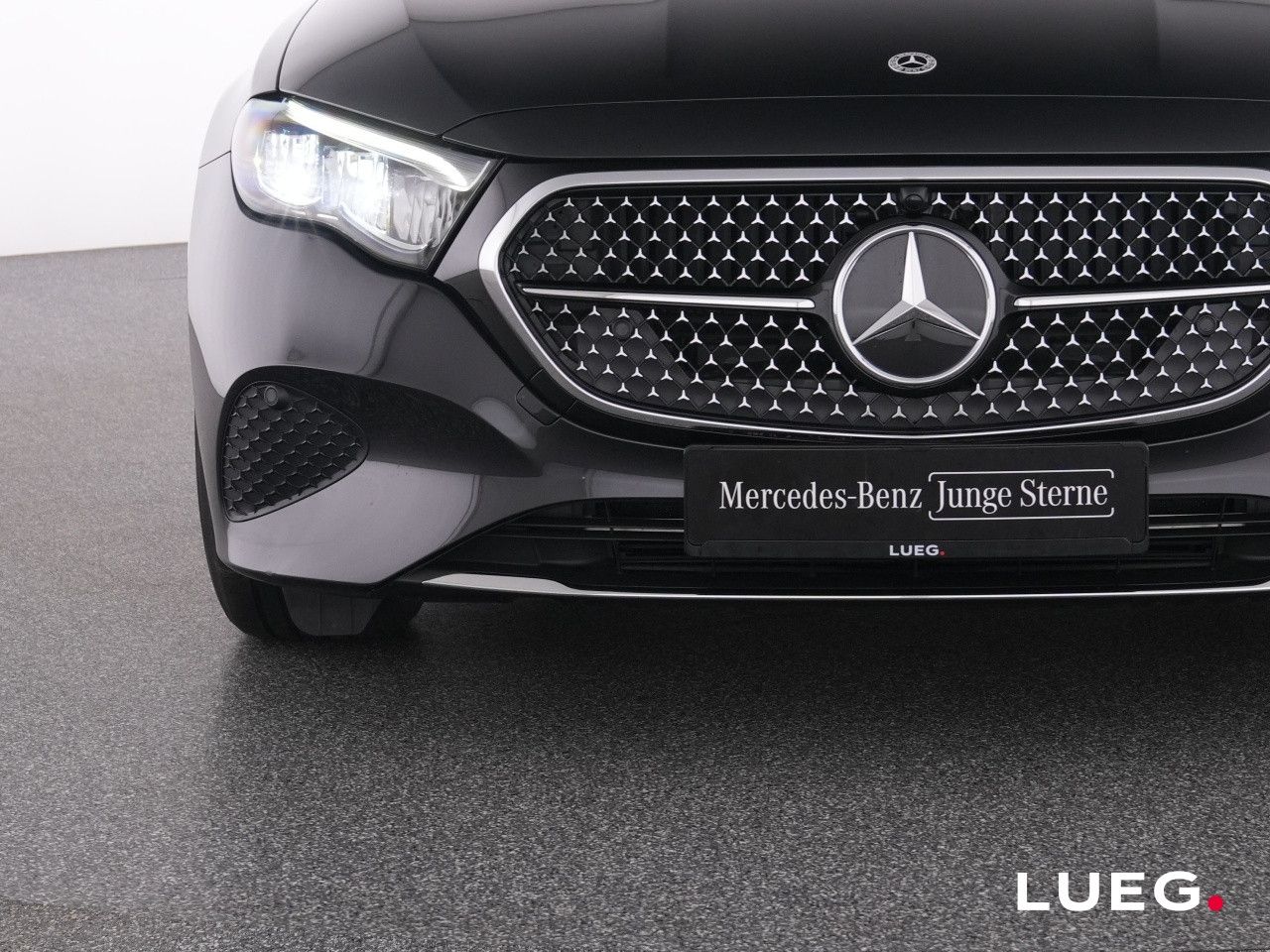 Mercedes-Benz E-Klasse – Bild 16