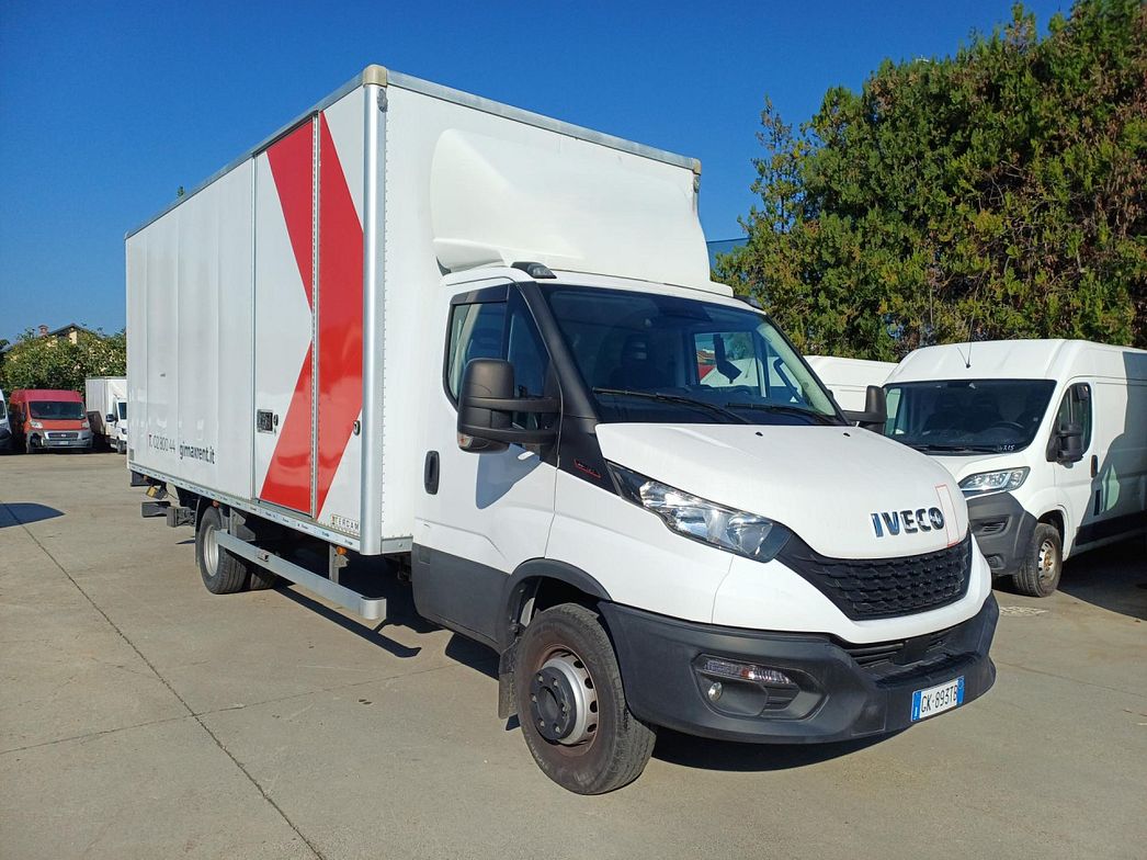 IVECO | BOX+SPONDA