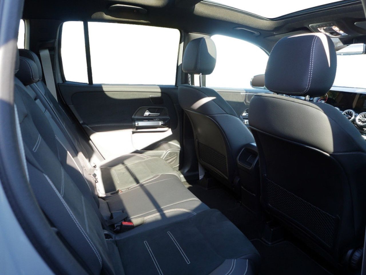 Mercedes-Benz GLB – Bild 6