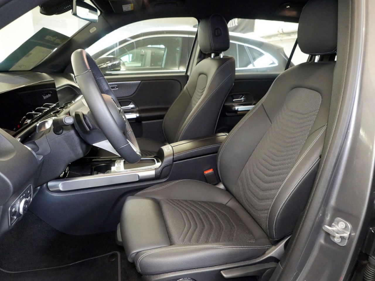 Mercedes-Benz GLB – Bild 11