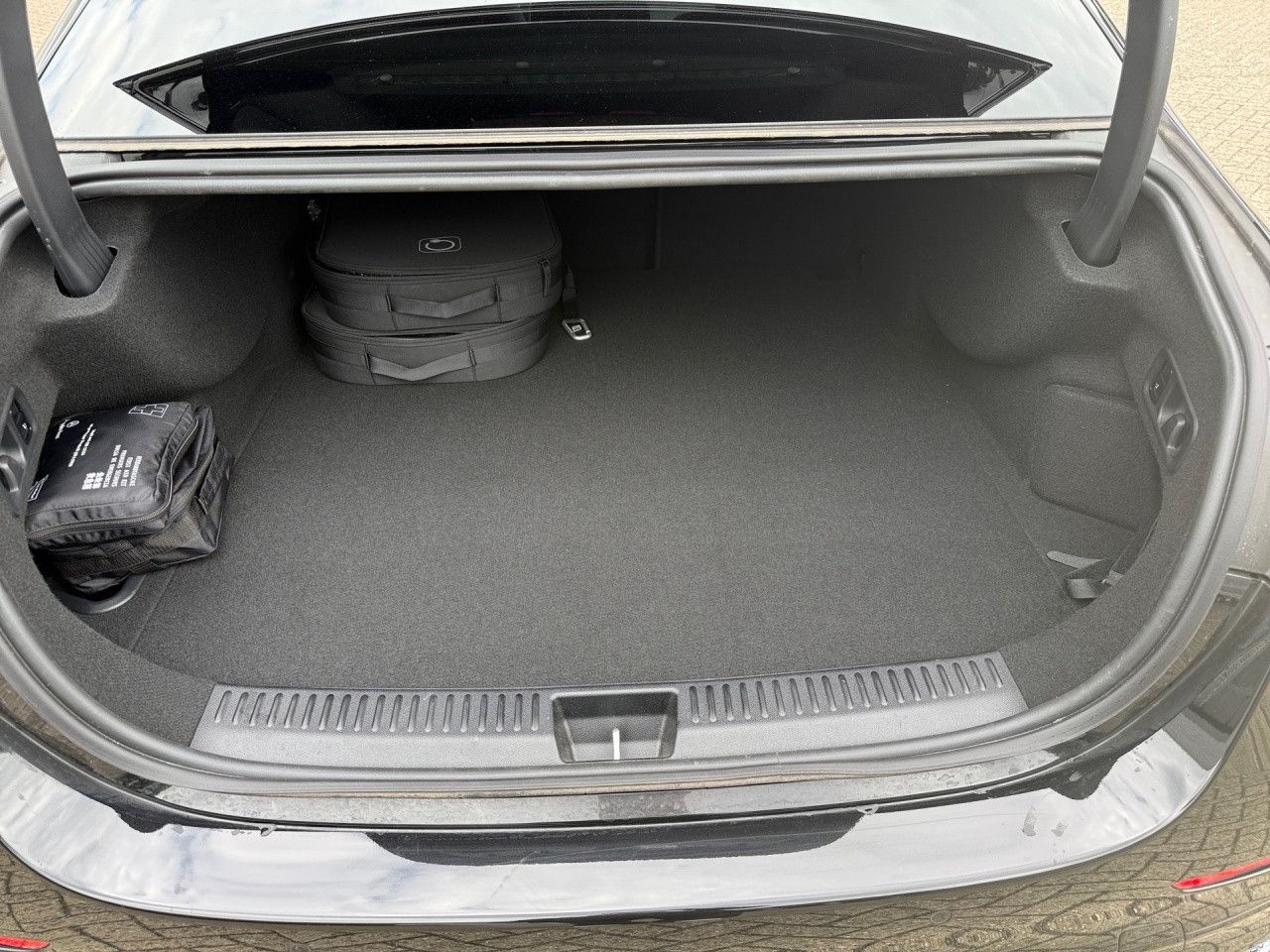 Mercedes-Benz E-Klasse – Bild 11