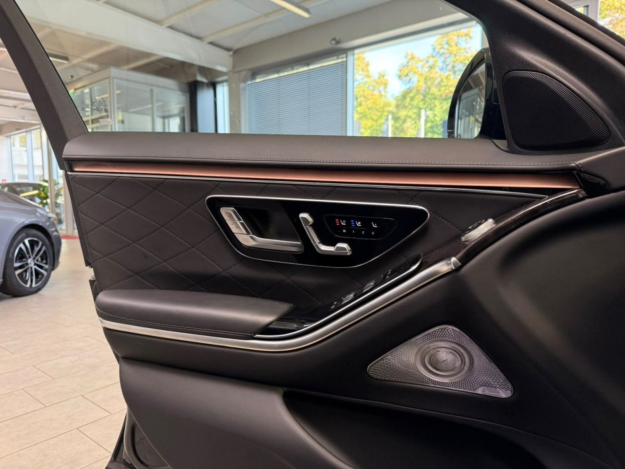 Mercedes-Benz S-Klasse – Bild 14