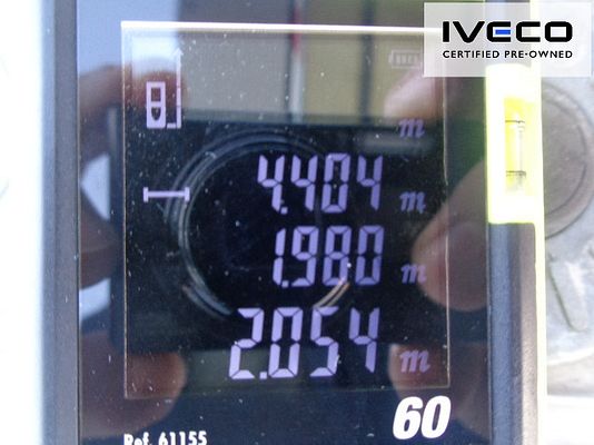 Vehicle image 9 / 15