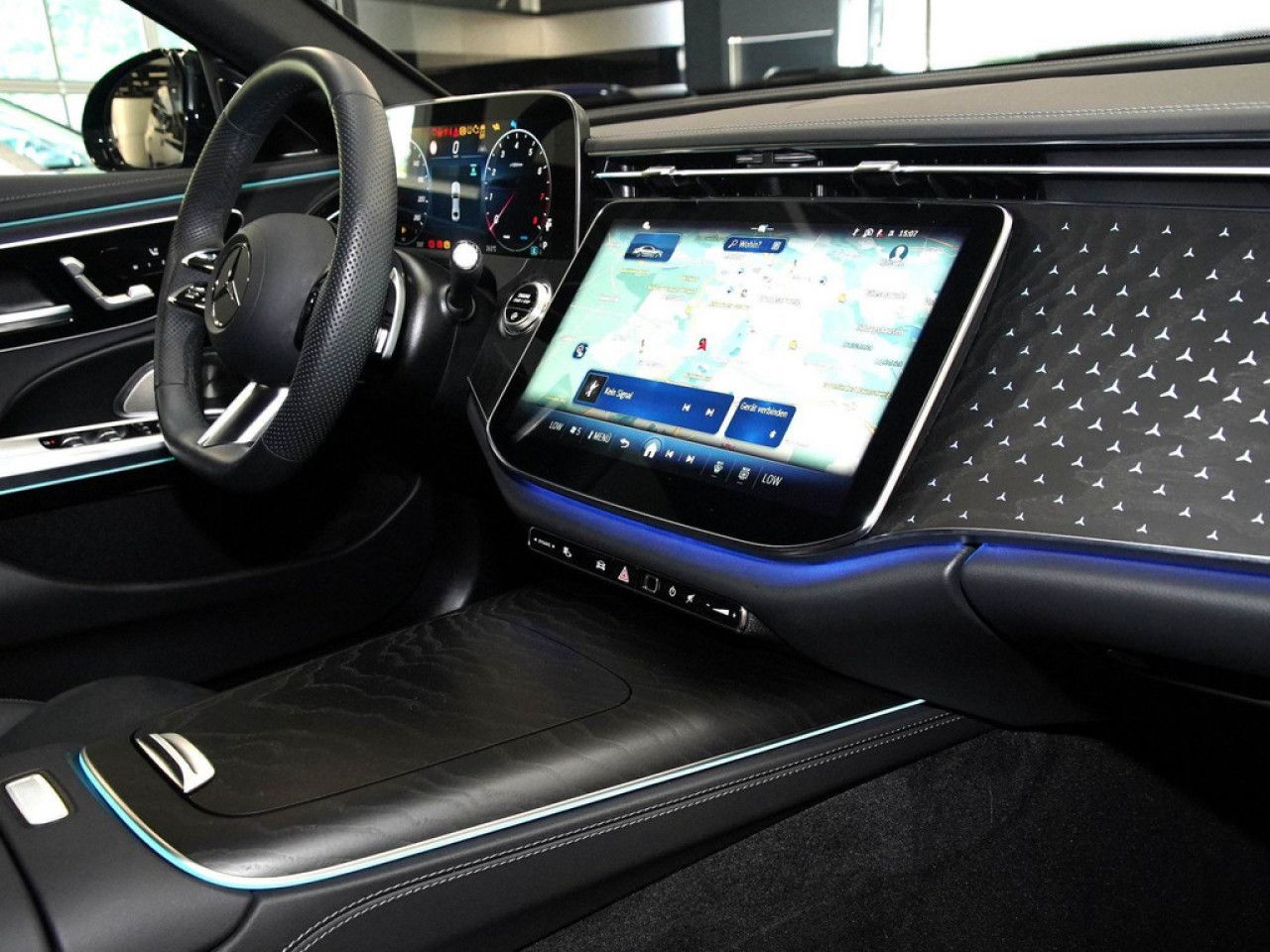 Mercedes-Benz E-Klasse – Bild 10