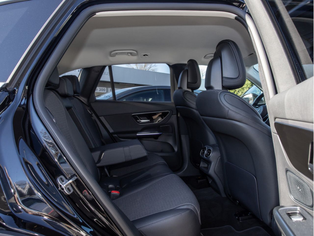 Fahrzeugbild 10 / 25