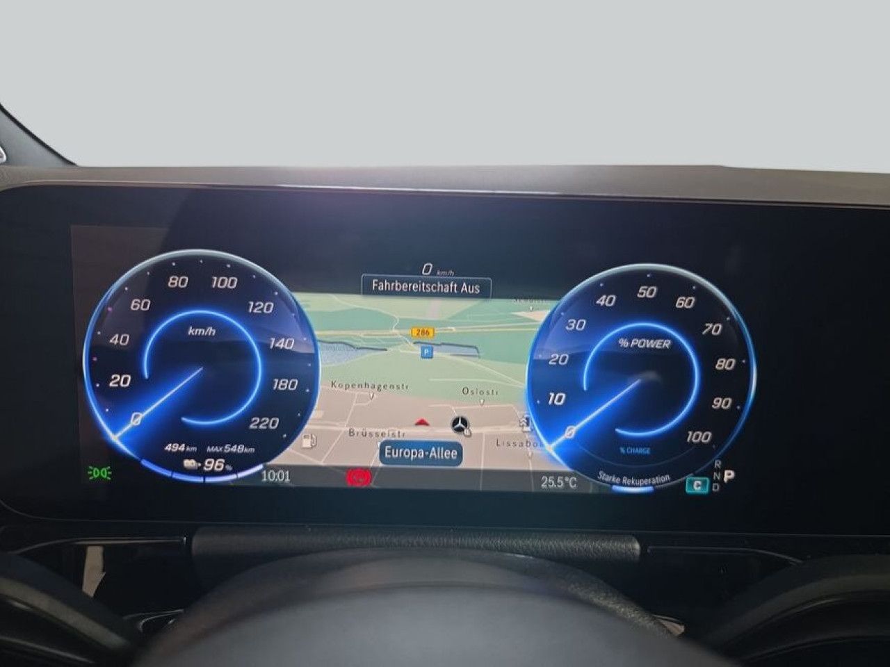 Mercedes-Benz EQA – Bild 18