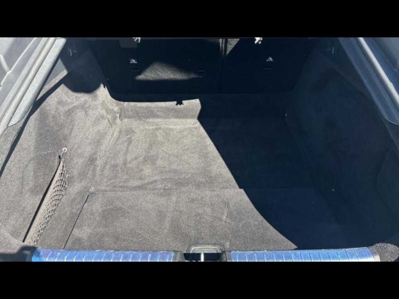 Photo du v&eacute;hicule 10 / 18